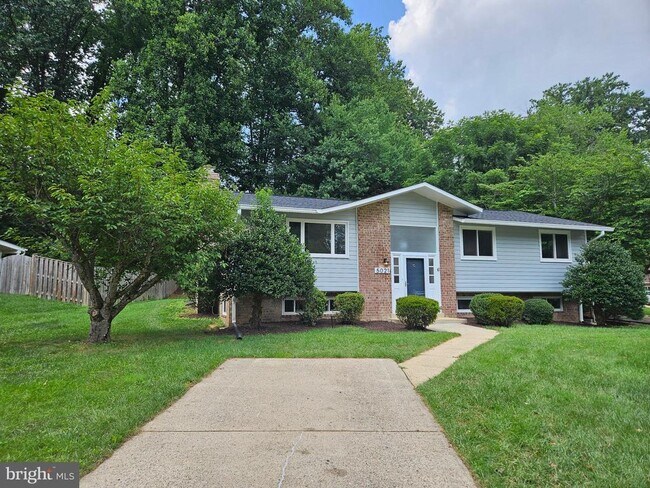 property at 5021 Swinton Dr