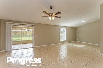 719 Herlong Ct in Brandon, FL - Building Photo - Building Photo