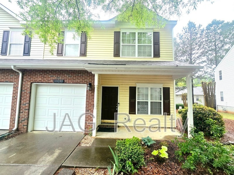 11030 Dixie Hills Dr in Charlotte, NC - Building Photo