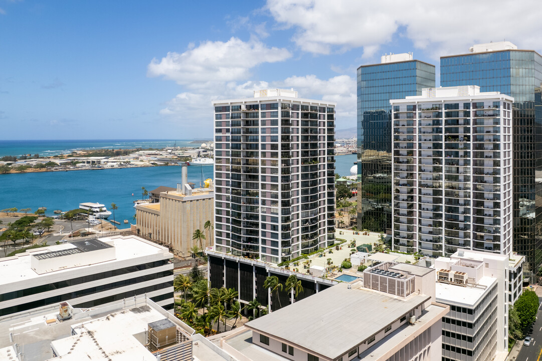 Harbor Square in Honolulu, HI - Foto de edificio