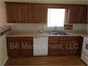 2423 Brianna Dr in Hampton, GA - Building Photo - Building Photo