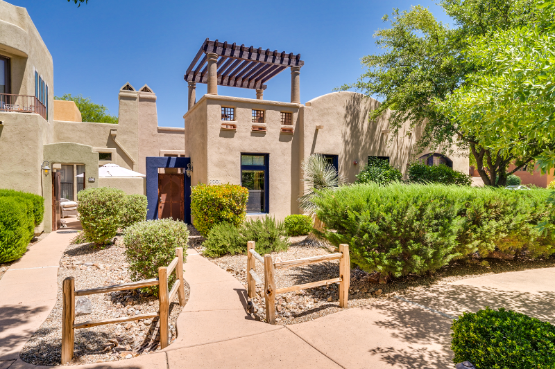 411 Post Way in Tubac, AZ - Building Photo