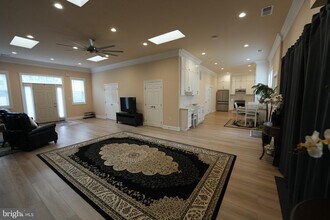 19923 Smith Cir in Ashburn, VA - Building Photo - Building Photo