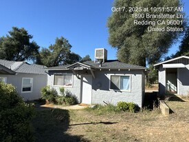 1888-1924 Branstetter Ln in Redding, CA - Building Photo