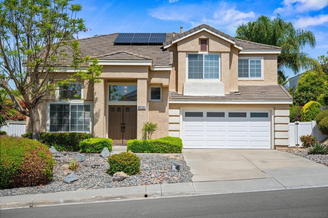 13876 Lewiston St in San Diego, CA - Building Photo