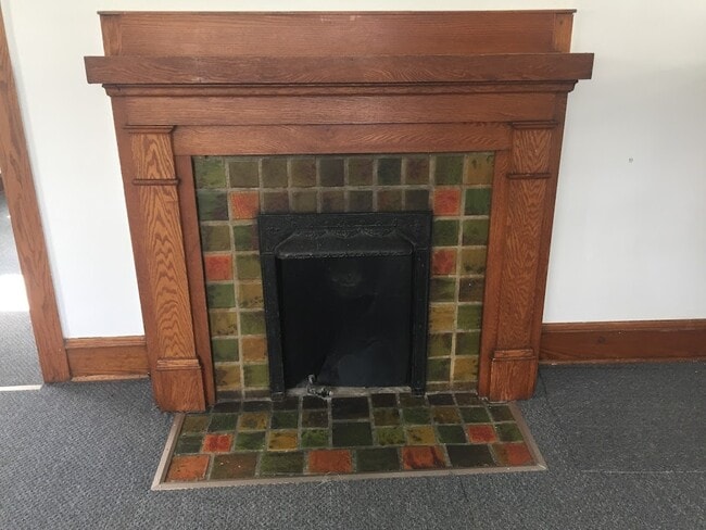 property at 256 E 29th St