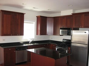 3112 N Racine Ave, Unit 3N in Chicago, IL - Building Photo - Building Photo