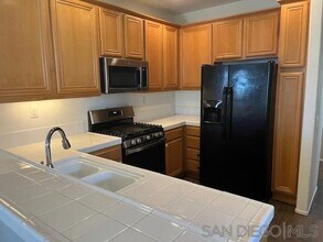 35976 Lindstrand Ave in Murrieta, CA - Building Photo - Building Photo