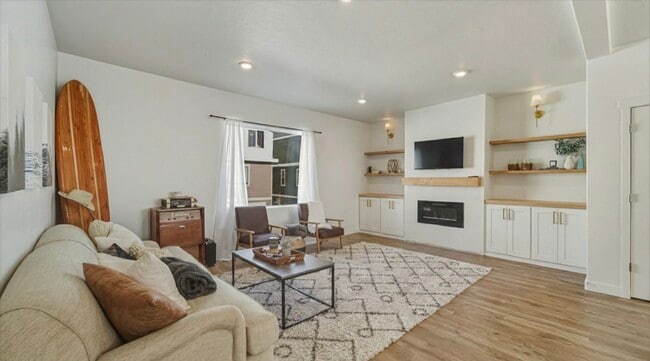 1007 E Midship Wy, Unit 4201 in Saratoga Springs, UT - Foto de edificio - Building Photo