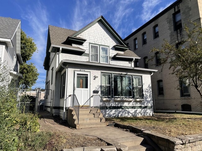 1927 3rd Ave S in Minneapolis, MN - Building Photo - Building Photo