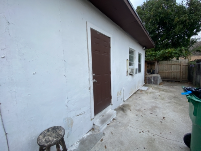 9050 NW 31st Ave in Miami, FL - Building Photo - Building Photo