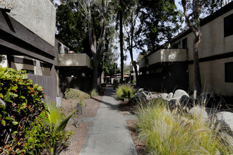 Echo Creek Apartments in Hemet, CA - Foto de edificio - Building Photo