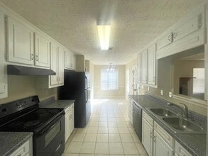 2975 Hampton Valley Dr SE in Loganville, GA - Building Photo - Building Photo