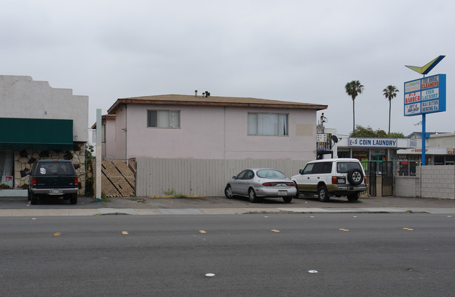 1157A-1165 13th St in Imperial Beach, CA - Building Photo - Building Photo