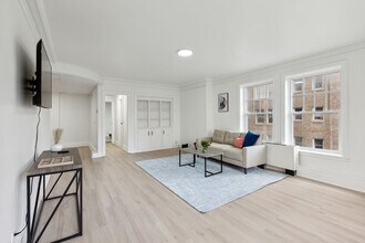 111 East Ave in Rochester, NY - Building Photo - Building Photo