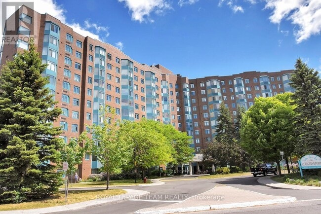 property at 1025-1025 Grenon Ave