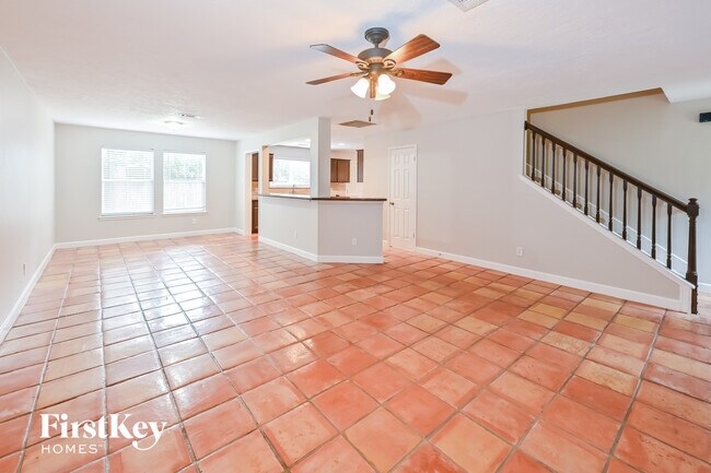 1402 Green Tree Dr in Tomball, TX - Building Photo - Building Photo