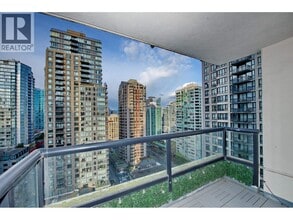 928 Homer St in Vancouver, BC - Building Photo - Building Photo