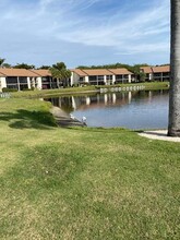 5020 Golfview Ct in Delray Beach, FL - Foto de edificio - Building Photo