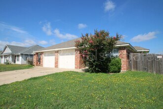 4301 Thunder Creek Dr in Killeen, TX - Building Photo - Building Photo