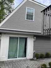 40 Gerry St in Greenwich, CT - Building Photo - Building Photo