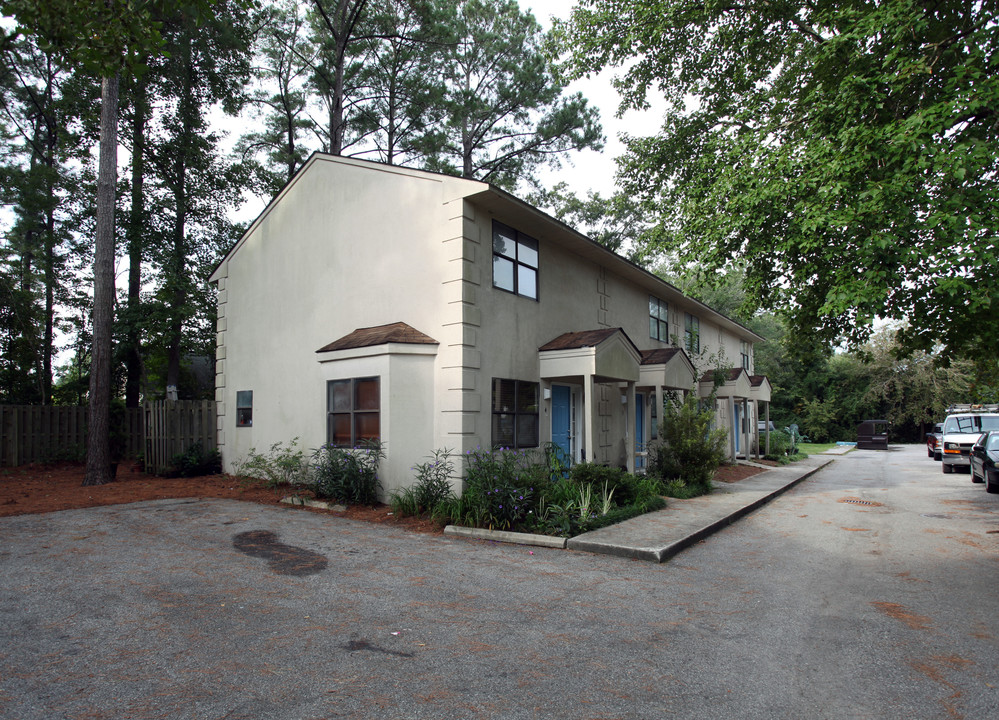 Ben Court in Wilmington, NC - Building Photo