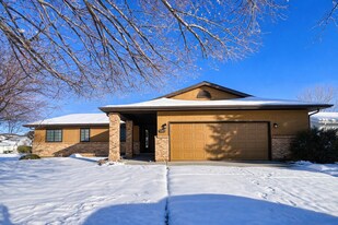 5440 Heatherhill Dr in Colorado Springs, CO - Building Photo