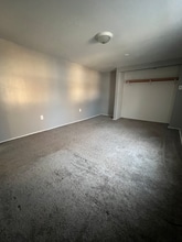 2345 2nd Ave in Watervliet, NY - Foto de edificio - Building Photo