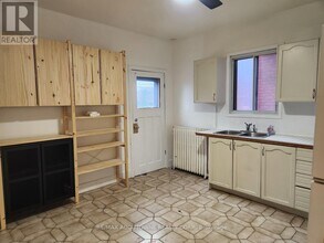 72 William St in Hamilton, ON - Building Photo - Building Photo