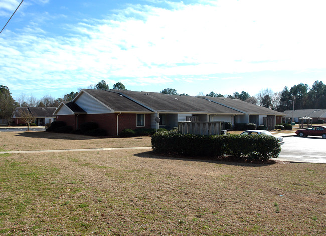 Marlboro Place Apartments in Bennettsville, SC - Building Photo - Building Photo