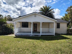 471 Logan Ave, Unit Main House in Orange Park, FL - Building Photo - Building Photo