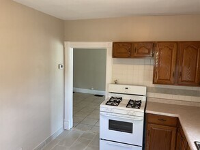 105 N Jefferson St in Batavia, IL - Building Photo - Building Photo