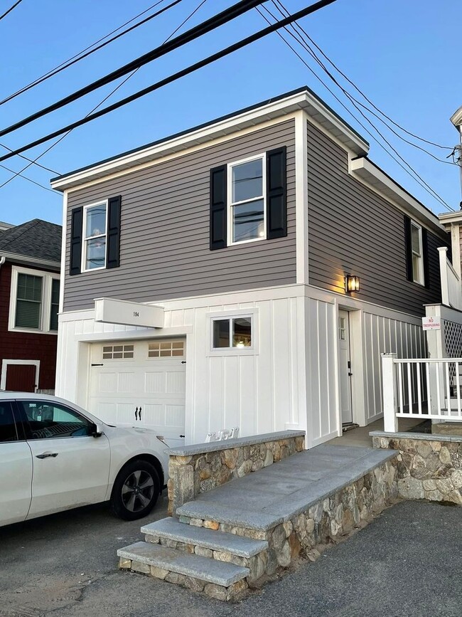 property at 194 North End Blvd