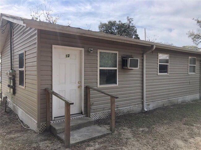 110 Forest Ave-Unit -12 in Davenport, FL - Foto de edificio - Building Photo