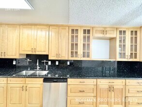 Sycamore Villas in Los Angeles, CA - Building Photo - Building Photo