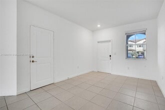 12609 NW 23rd Pl in Miami Shores, FL - Building Photo - Building Photo