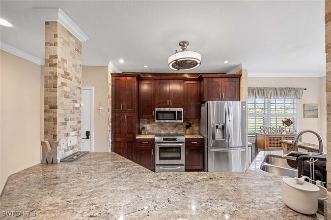property at 7000 Pinnacle Ln