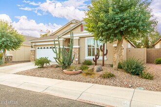 16342 N 171st Ln in Surprise, AZ - Building Photo - Building Photo