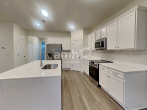 830 Jubilation St in Loganville, GA - Building Photo - Building Photo