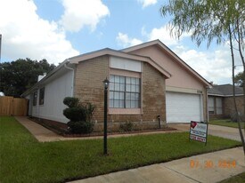 12716 Hill Branch Dr in Houston, TX - Building Photo