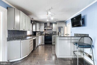 114 MD-131 in Lutherville, MD - Building Photo - Building Photo