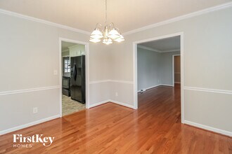 535 Drumheller Rd in Clemmons, NC - Foto de edificio - Building Photo