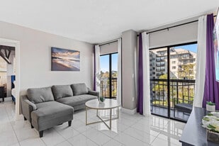 6165 Carrier Dr in Orlando, FL - Building Photo