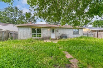 14634 Dartwood Dr in Houston, TX - Building Photo - Building Photo