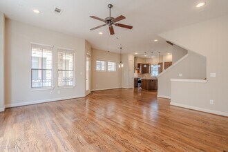 5213 Eigel St in Houston, TX - Building Photo - Building Photo