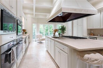 70 Finch Forest Trail NW in Atlanta, GA - Building Photo - Building Photo