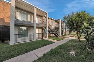 21 Col Rowe Blvd in McAllen, TX - Building Photo