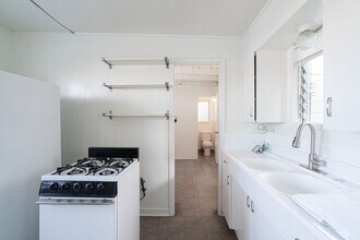 218 29th St in Newport Beach, CA - Building Photo - Building Photo