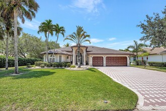 5192 Kensington Cir in Coral Springs, FL - Building Photo - Building Photo