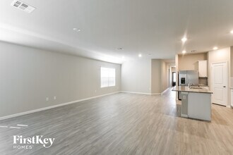 6620 Hatchery Way in San Antonio, TX - Building Photo - Building Photo